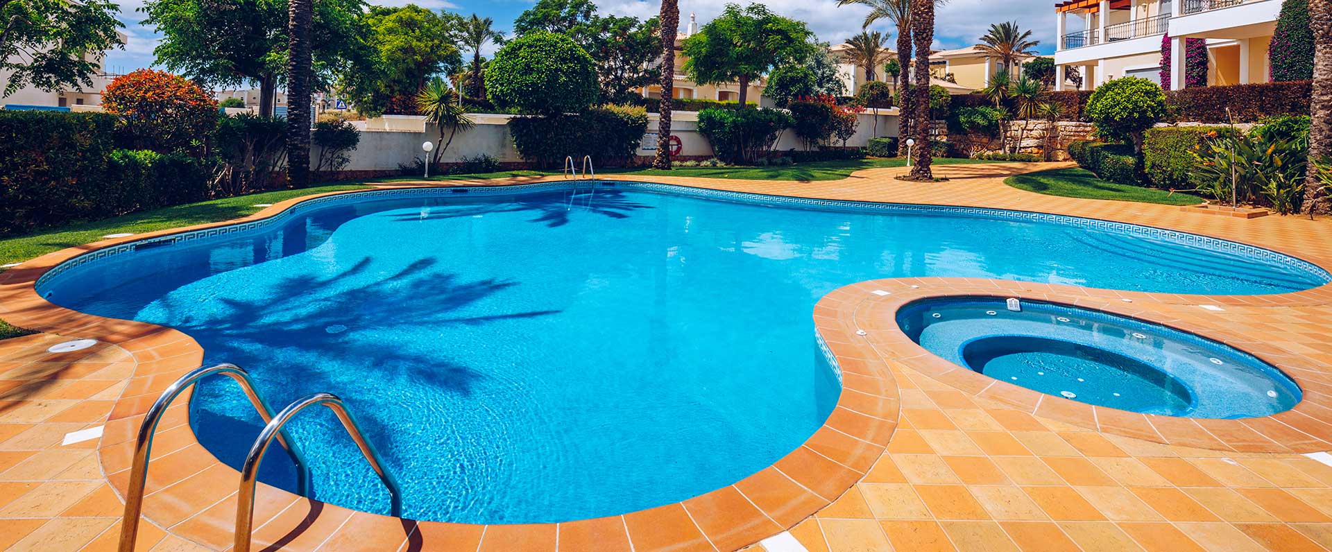 Pool Cleaning Service